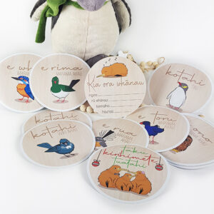 Te Reo Maori Nursery Milestone Discs Set